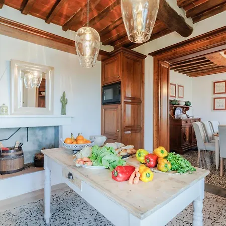 Aperitivo, Romantic And Panoramic Stone Farm * Capannori