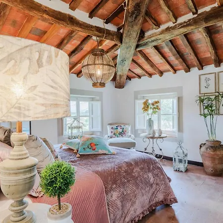 Aperitivo, Romantic And Panoramic Stone Farm Villa *